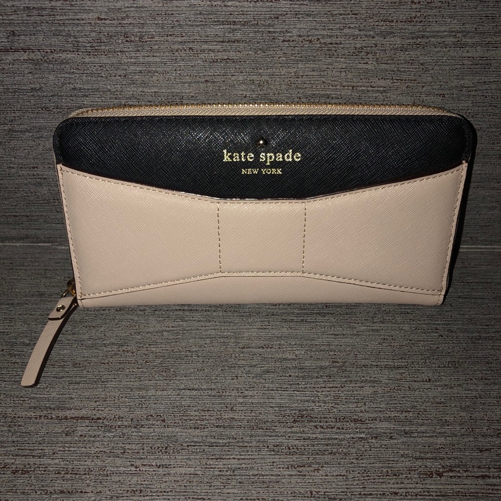 Kate Spade Leather Continental Wallet